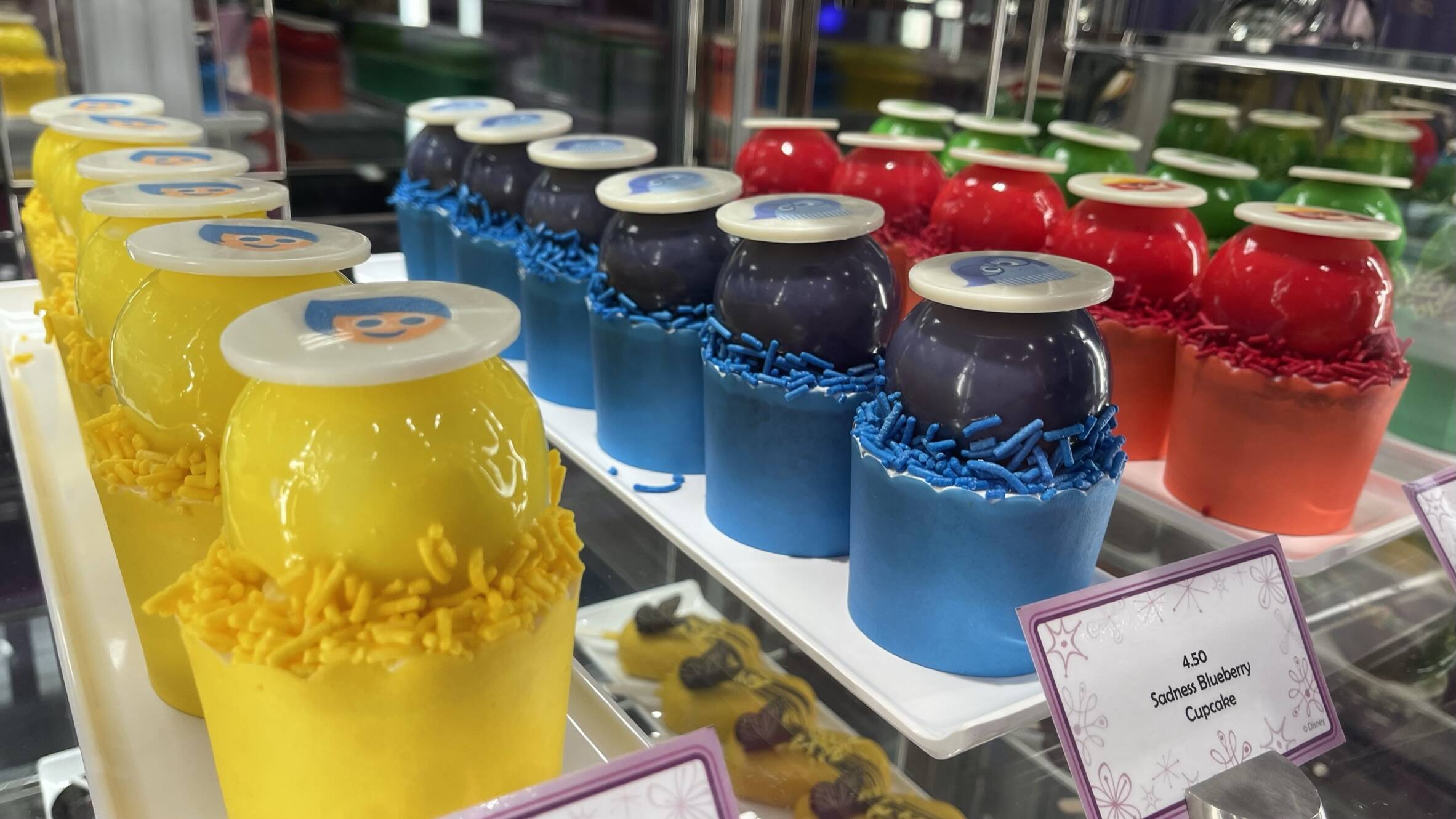 Inside Out Joyful Sweets | Disney Wish