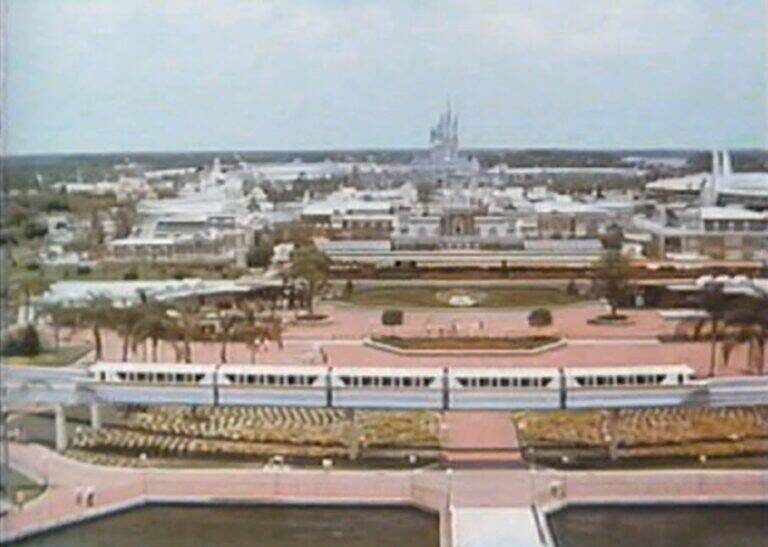 Follow Us to Walt Disney World (1984)